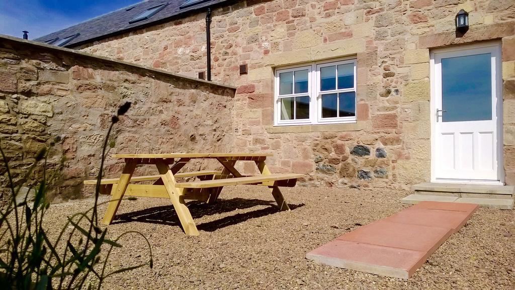 Old Farm Holiday Cottages - Scottish Borders Chirnside Exterior photo