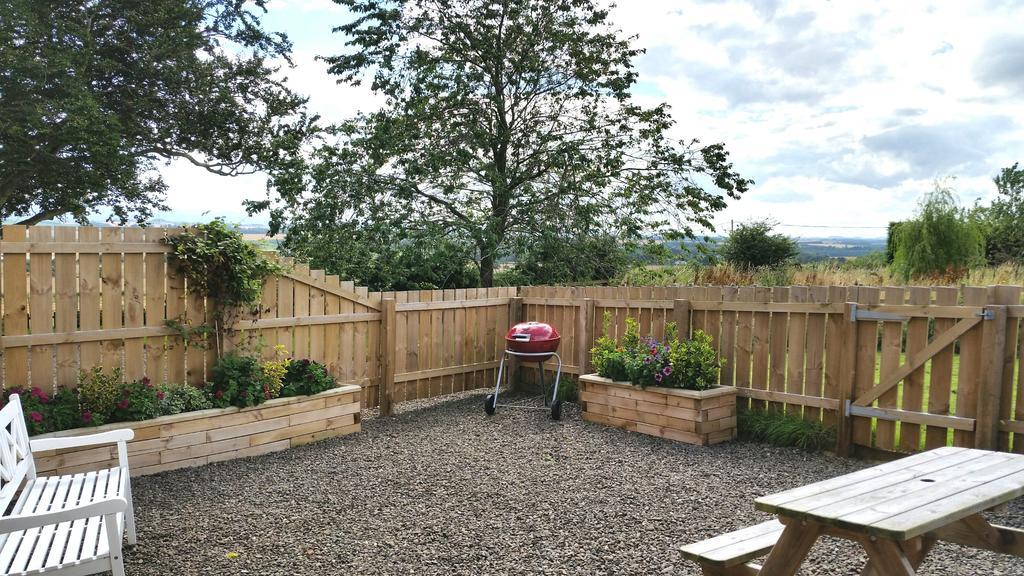Old Farm Holiday Cottages - Scottish Borders Chirnside Exterior photo